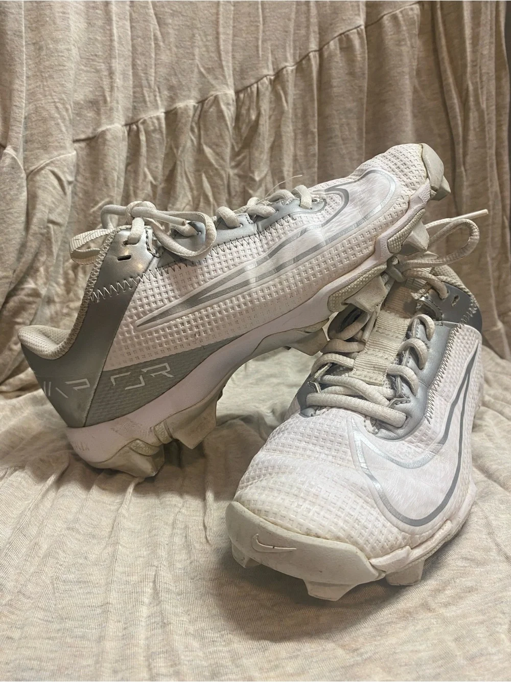 Nike White and Gray Low-Top Athletic Sneakers